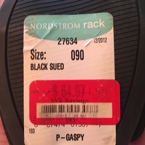 EUC Steve Madden sz 9 black suede heels, zip back - Picture 5 of 7